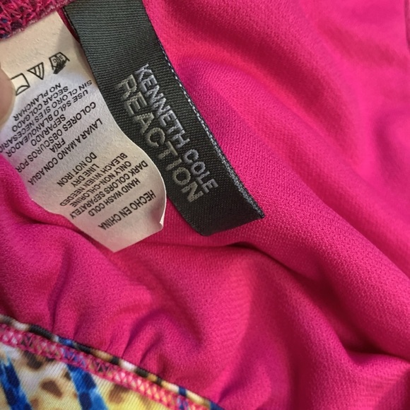 Kenneth Cole Reaction Multi Color Printed Triangle Halter Bikini Top Size L NWT - Picture 6 of 6